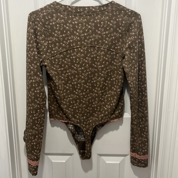 FREE PEOPLE SUGAR DREAMS BODYSUIT SMALL BNWT - Picture 8 of 8